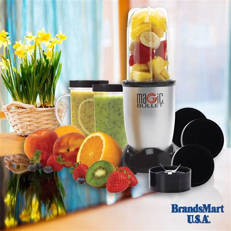 Discover the endless possibilities of the Magic Bullet grinding and pureeing set